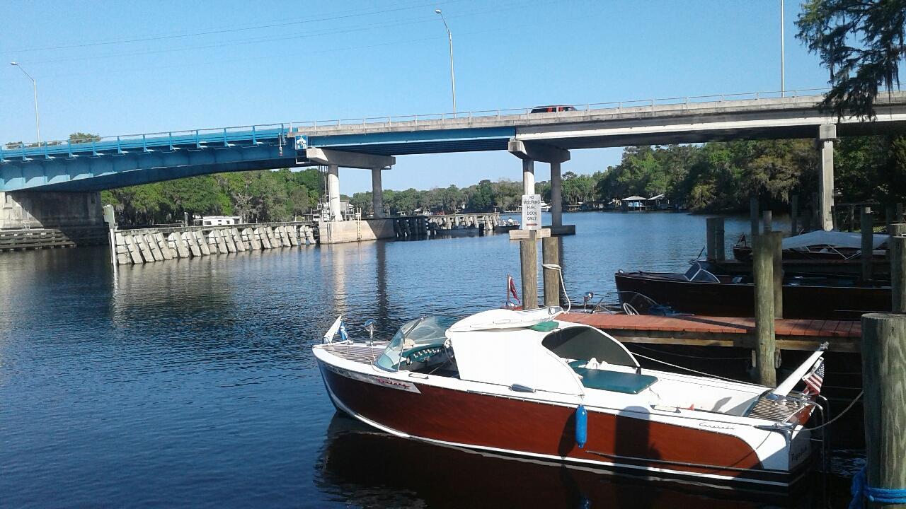 Big River Marina & Lodge Astor Exterior photo